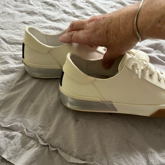 Dolce Vita leather upper sneakers - Picture 7 of 7